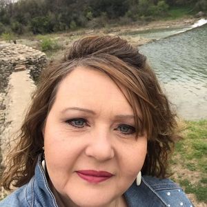 Meet your Posher, Beverly